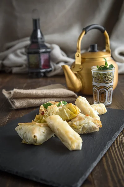 Comida típica marroquí y árabe — Foto de Stock