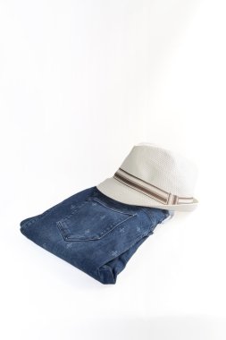 Çeşitli giysi ve aksesuarları kümesi üzerinde WHI izole kadın için