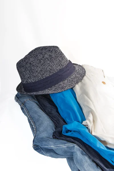 Conjunto de varias prendas y accesorios para hombres aislados en blanco — Foto de Stock