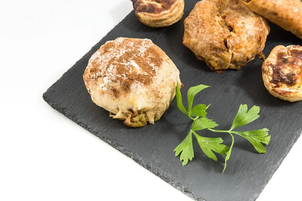 Comida típica marroquí y árabe aislada sobre fondo blanco — Foto de Stock