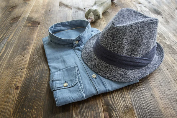 Conjunto de varias prendas y accesorios para hombres — Foto de Stock