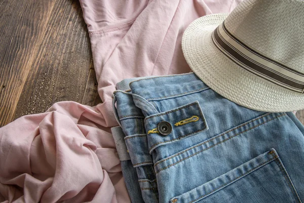 Conjunto de várias roupas e acessórios para homens — Fotografia de Stock