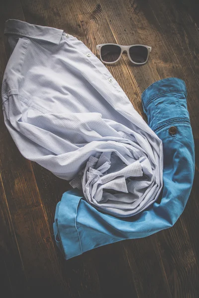 Conjunto de varias prendas y accesorios para hombres — Foto de Stock