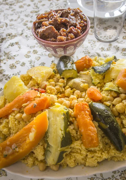 전형적인 모로코 및 아랍 음식 — 스톡 사진