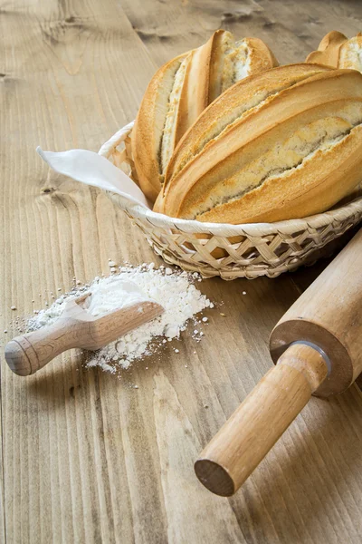 Fresh bread put in a basket — Stock Photo, Image