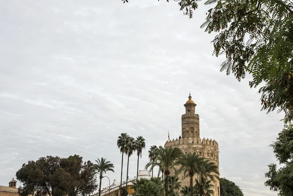 Goud toren in Sevilla Andalusië Spanje — Stockfoto