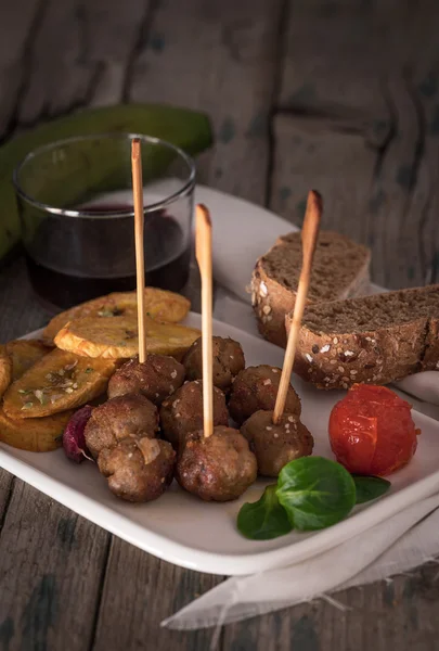 Meatloaf with fried banana — Stock Photo, Image