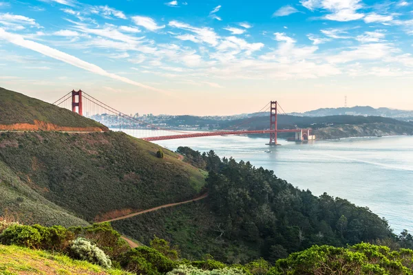 Puente de puerta de oro — Foto de Stock