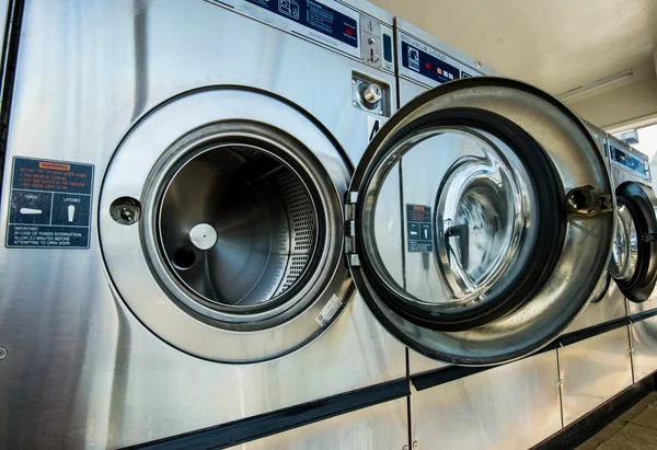 Raden av tvättmaskin — Stockfoto