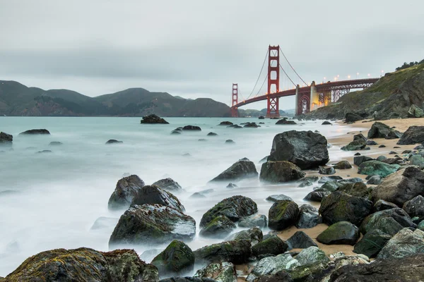 Puente de puerta de oro — Foto de Stock