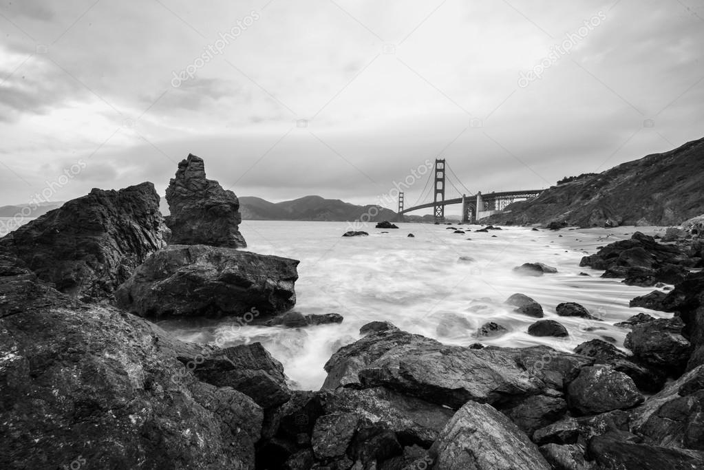  Golden Gate Bridge Black and White 