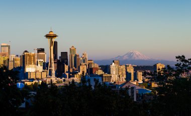 Beautiful Seattle in the Evening with Space Needle and Mt.Rainer