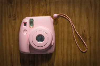Polaroid fotoğraf makinesi vintage tarzı