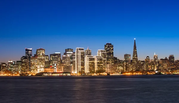 San Francisco por la noche —  Fotos de Stock