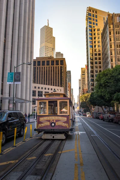 Teleférico de San Francisco en California Street —  Fotos de Stock