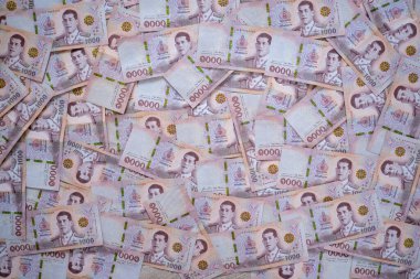 Tayland para geçmişi. Tayland para biriminin banknot tipinin istiflenmesi