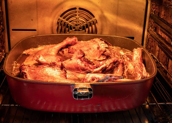 Frische Ente Wird Ofen Gebraten — Stockfoto