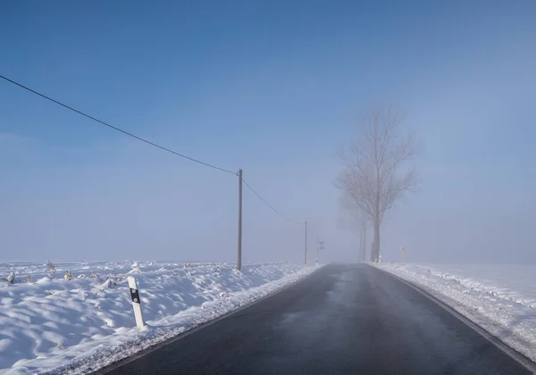Wintry Road Early Fog — Stock Photo, Image