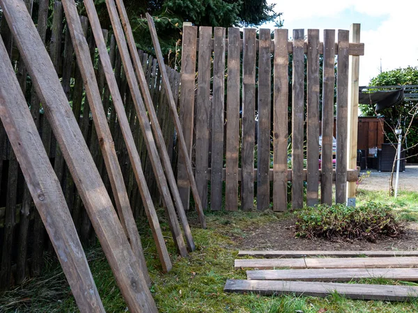 Oleh Karena Itu Konstruksi Kebun Anda Sendiri — Stok Foto