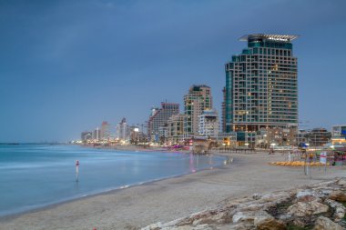 Plaj ve kış akşamları, Tel Aviv oteller