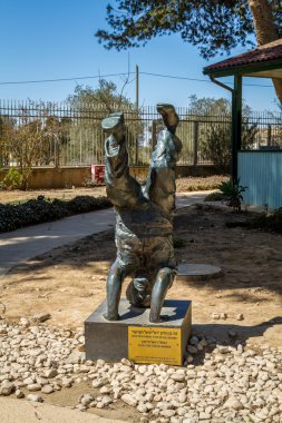 Heykel, David Ben-kibbutz kafasında Sde Boker, İsrail ayakta Gurion