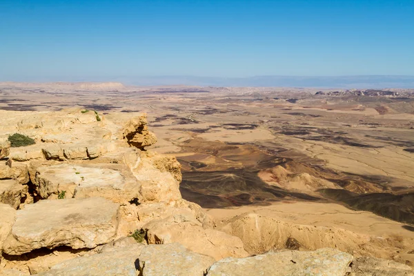Çöl manzarası, Makhtesh Ramon Necef çölünde, İsrail — Stok fotoğraf