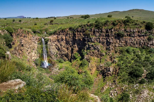 イスラエルのガムラ ・滝 — ストック写真
