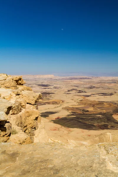 Çöl manzarası, Makhtesh Ramon Necef çölünde, İsrail — Stok fotoğraf