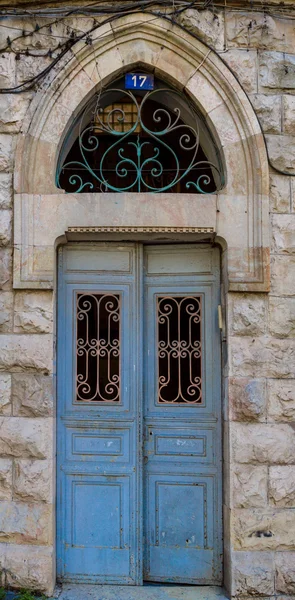 Ancienne porte vintage à Jérusalem — Photo