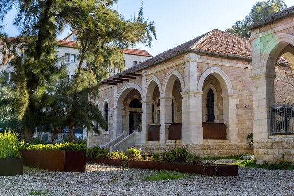 Paisagem urbana mediterrânica, casa de pedra com arcos, Jerusalém — Fotografia de Stock