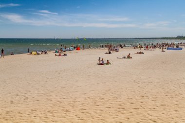 İnsanlar plajda, Sopot
