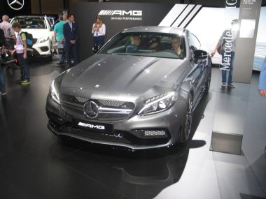 Moskova Uluslararası Otomobil Fuarı 2016. Mercedes. AMG. Metalik renk. 29 Ağustos 2016