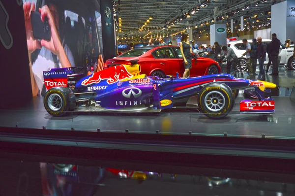 Red bull Vettel, Rikyardo Moscow International Automobile Salon — Stock Photo, Image