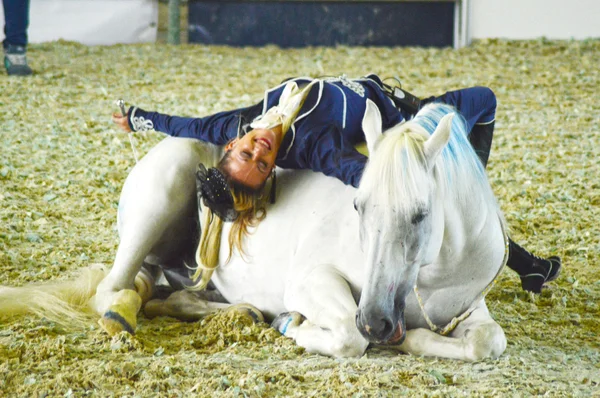 Moskva Riding Hall International Horse Show Žena Jako Žokej Modrých — Stock fotografie