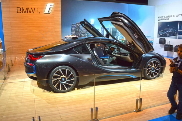 Moscow International Automobile Salon BMW i8 With raised upstairs doors Premium — Stock Photo, Image