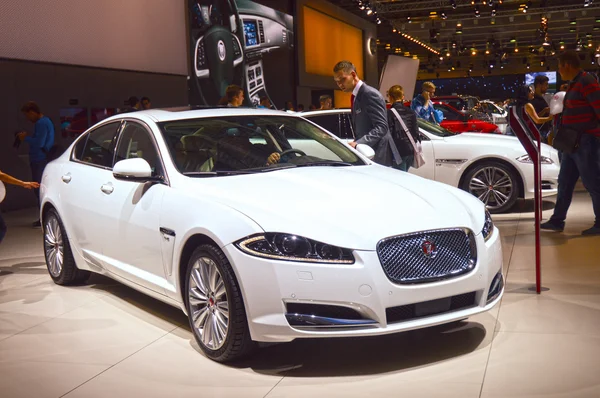 White Jaguar Moscow International Automobile Salon — Stock Photo, Image