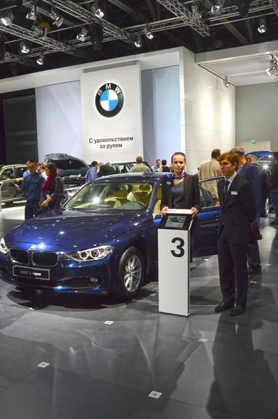 BMW X5 M50d Femmes de BMW Team Moscow Salon International de l'Automobile — Photo