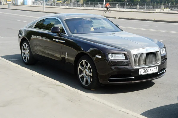 Rols-Royce yolda