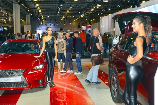 Lexus Red cars Traffic Shine Moscow International Automobile Salon — Stock Photo, Image