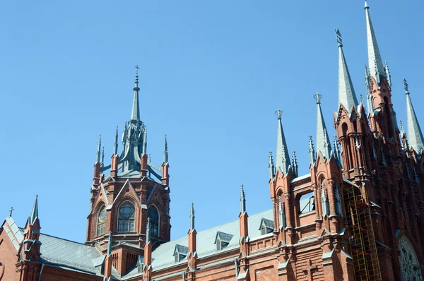 The Turrets and pinnacles. The Catholic Cathedral. Heat — Stock Photo, Image