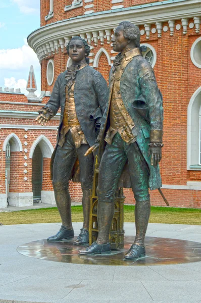 Monument van Russische architecten Bazhenov en Kazakov The Tsaritsyno Moskou Heat — Stockfoto