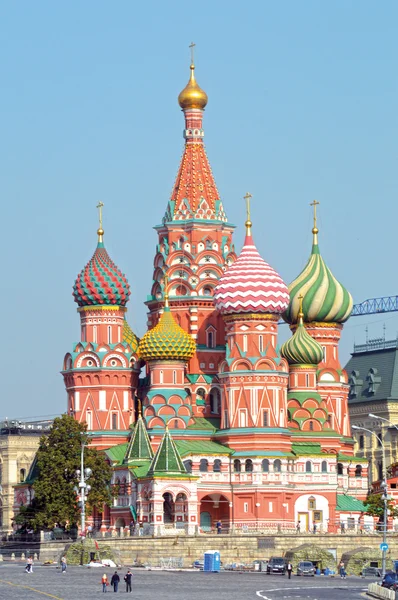 Wasyla Moskwa Kreml plac czerwony słoneczny dzień — Zdjęcie stockowe
