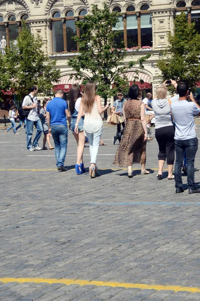Departamento de Estado Tienda Moscú Plaza Roja Julio Día de verano Tráfico — Foto de Stock