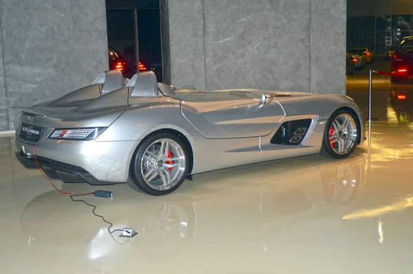 Mercedes Benz Decapotabil Showroom — Fotografie, imagine de stoc