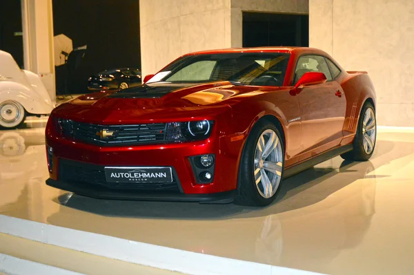 Chevrolet car in the showroom — Stock Photo, Image