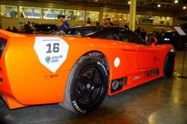 Moskova Show 2015 ayarlama. Turuncu Saleen