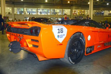 Moskova Show 2015 ayarlama. Turuncu Saleen