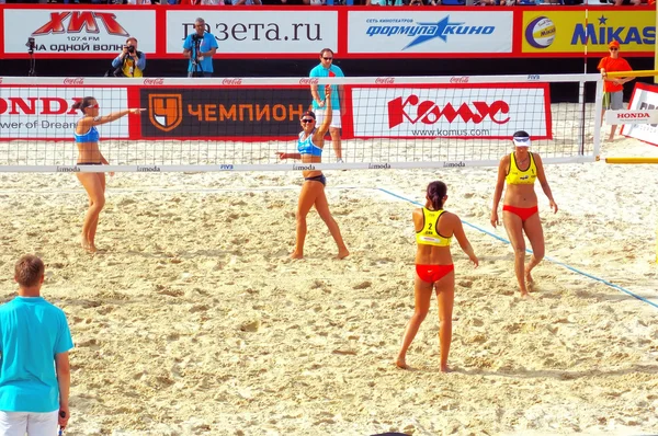 2015 Moscow Gland Slam Tournament Beach Volleyball Match for 3rd place Italy - China — Stock Photo, Image