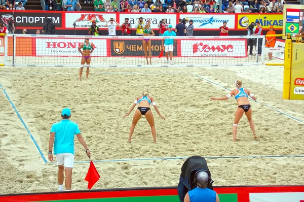 Femenino Final Brasil - Nederland 2015 Moscú Gland Slam Torneo Voleibol Playa — Foto de Stock