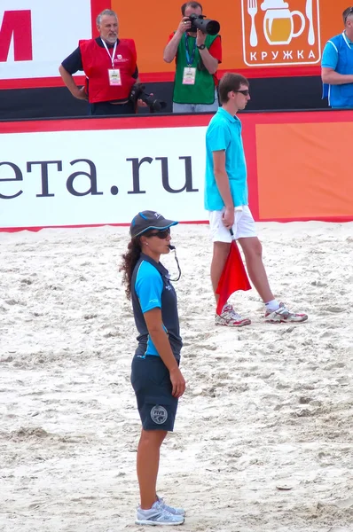 2015 Moscú Gland Slam Torneo Voleibol Playa. El árbitro — Foto de Stock